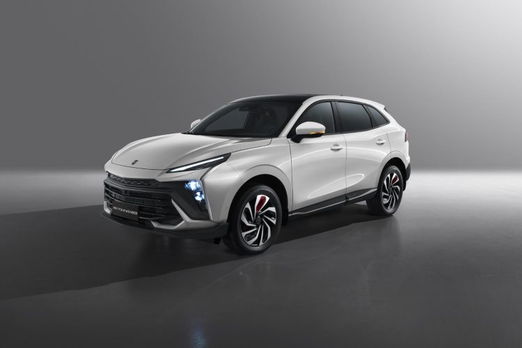 白-风行T5-EVO-狂飙版-左前侧65度125969-拷贝